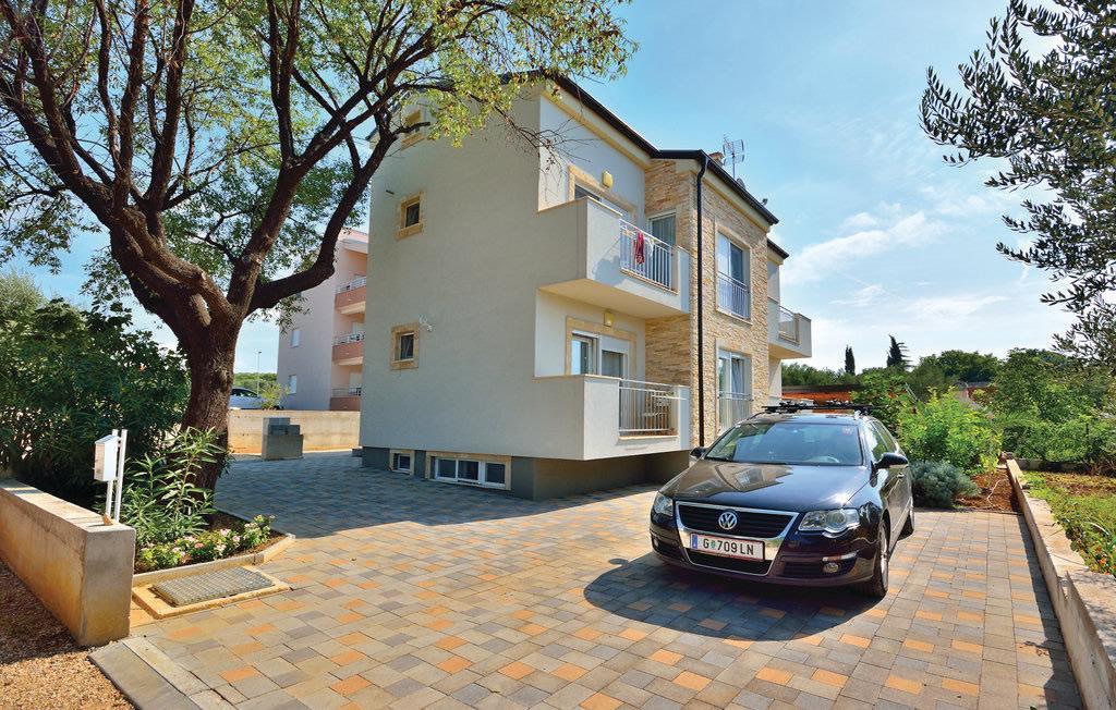 Apartmani Bepo Sveti Filip i Jakov Exterior photo